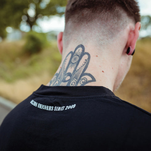 AMPLIFI Claim Tee Snow